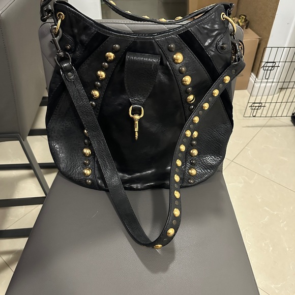 Vintage Gucci Black Leather Studded Fringe Shoulder Bag with Crest Medallions - Picture 3 of 9